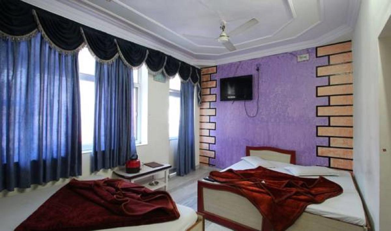 Hotel Sukh Sagar Adźmer Zewnętrze zdjęcie